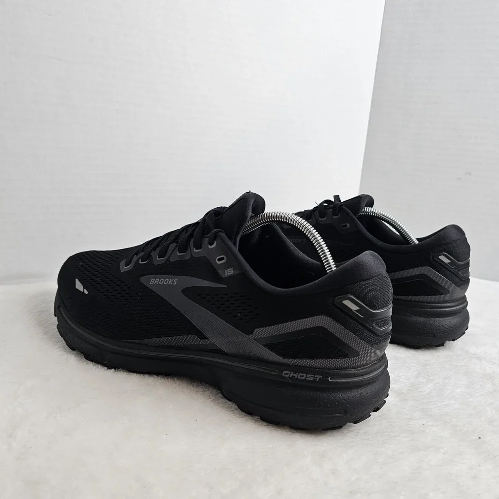 Brooks Ghost 15 Mens Size 10 2E Wide Black Running Shoes